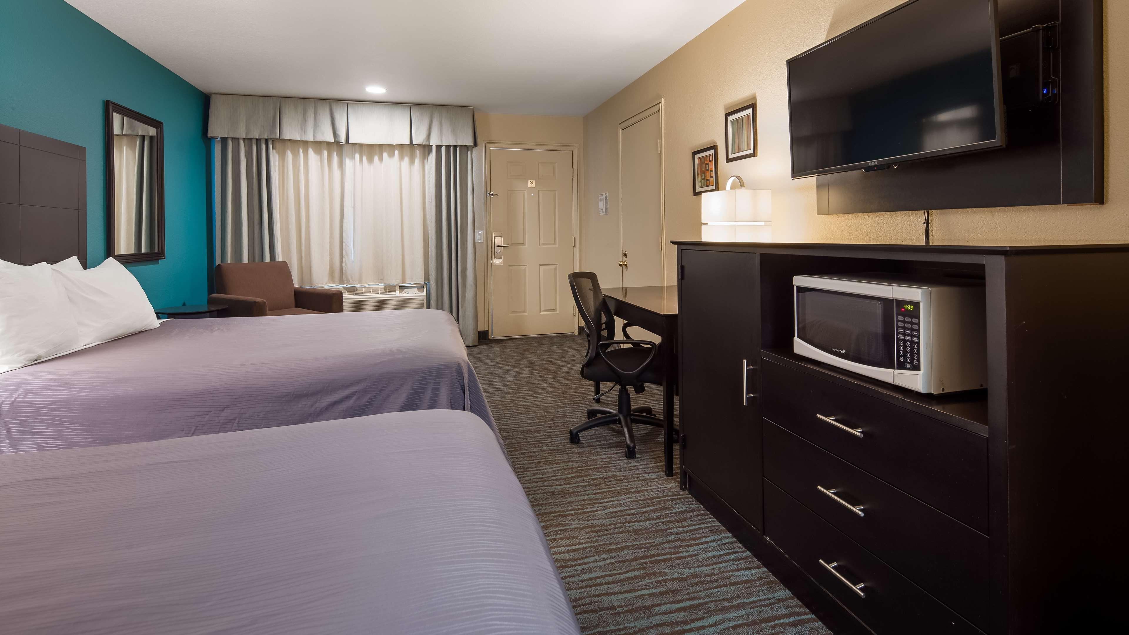 Best Western Apricot Inn Chaney Ranch Exterior photo